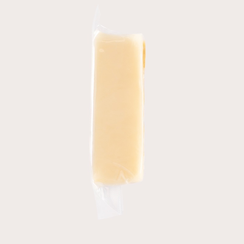 7.5 oz White Cheddar Cheese - Image 3