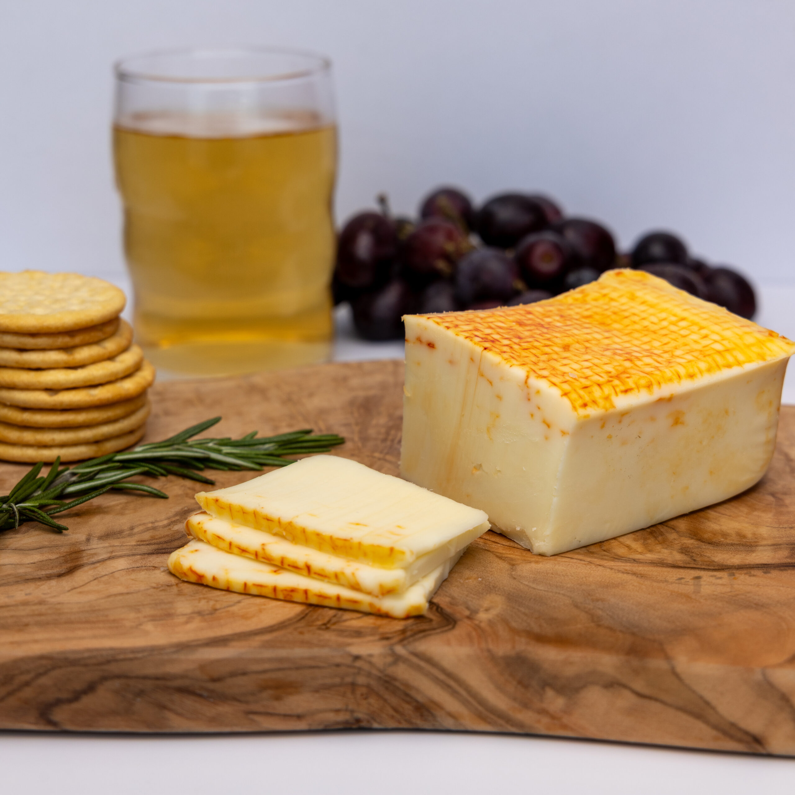 7.5 oz Natural Muenster Cheese - Image 4