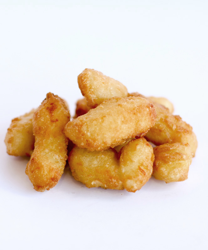 10 lb. Beer Battered White Cheddar Cheese Curds (4/2.5lb bags