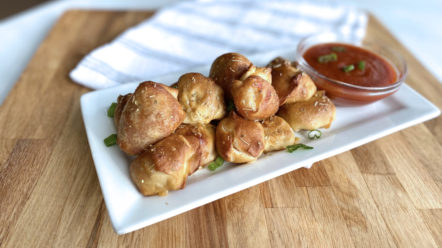 Pizza Pretzel Bites Ellsworth Cooperative Creamery